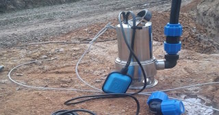 Установка дренажного насоса в Кизилюрте - услуги от СантехДомКзт, расценки от 3169 рублей