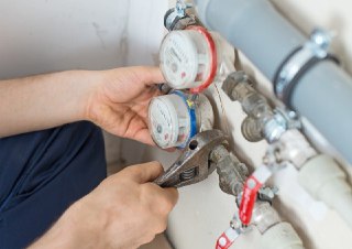 Замена счетчиков воды Кизилюрт цена от 877 руб.